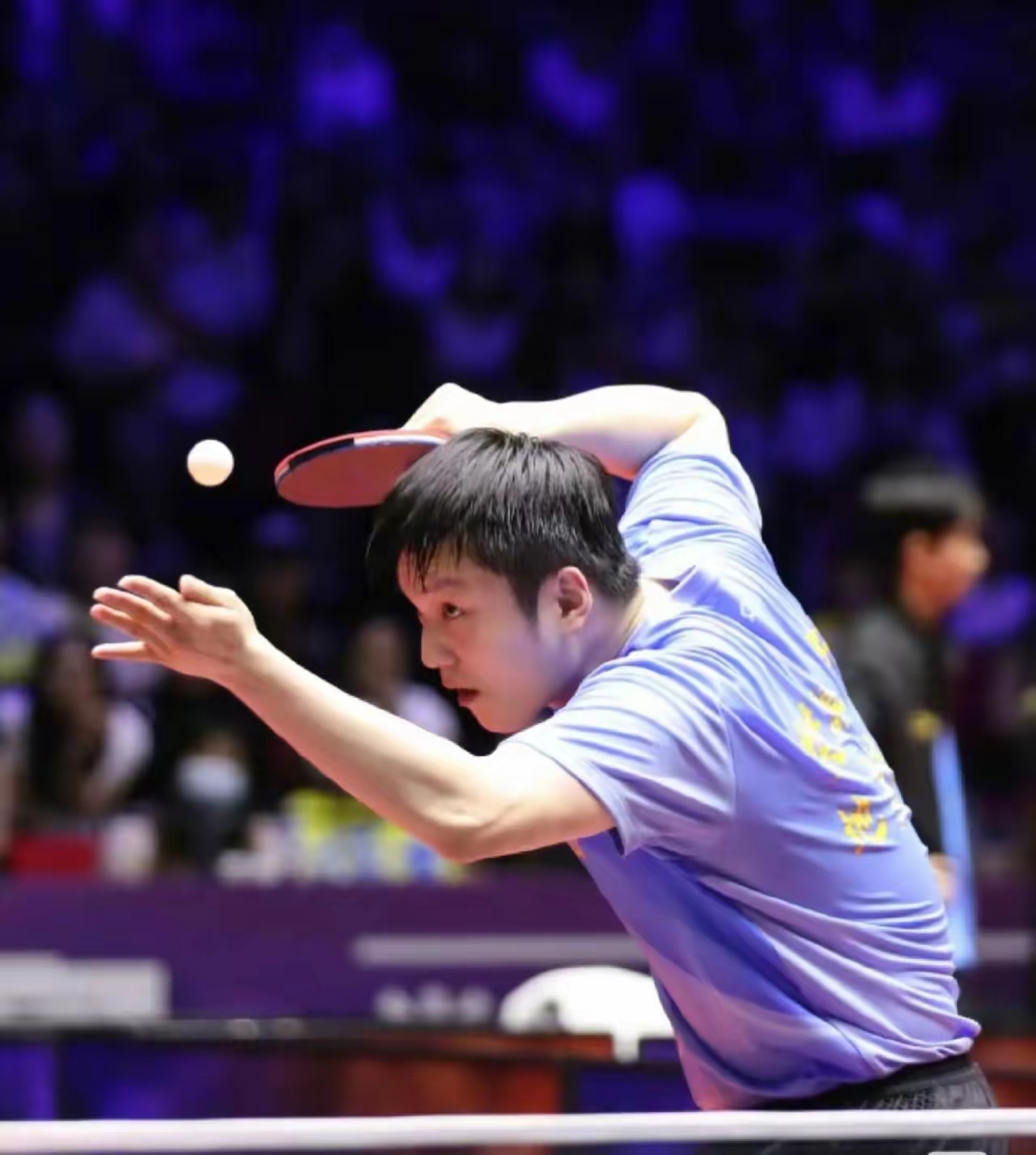 日本乒乓球队险胜英国乒乓球队，樊振东绝境逆转的简单介绍